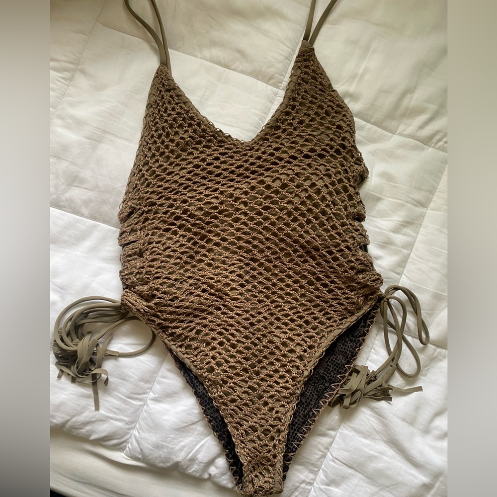 Acacia crochet Florence one piece